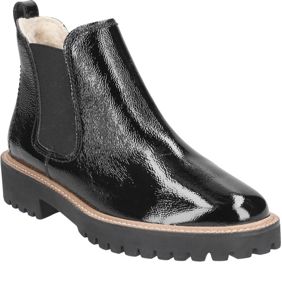 Joelle Faux Fur Lined Boot Paul Green. Brand new in Box. Never worn